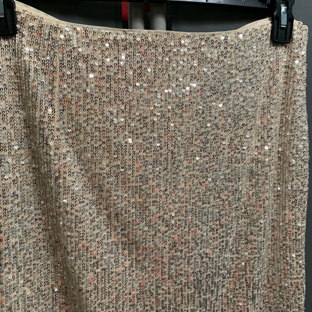 B19-Women's DKNY Skirt, Size M, Champagne - Picture 2 of 5